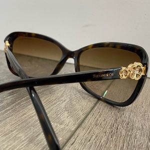 Tiffany and Co Brown Havana Sunglasses